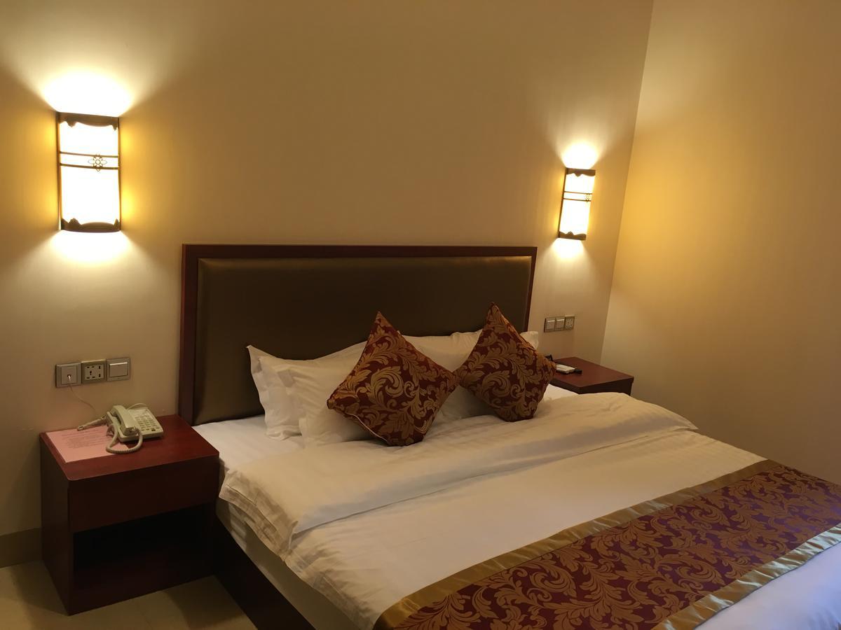 Yangshuo Mountain Top Retreat Bagian luar foto